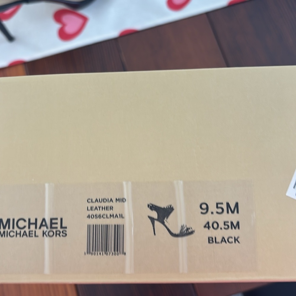 Michael Michael Kors size 9 1/2 Claudia mid leather sandal 🔥 - Picture 3 of 6